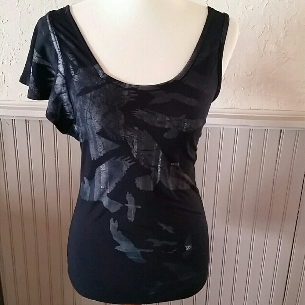 💕Asymmetrical Tee